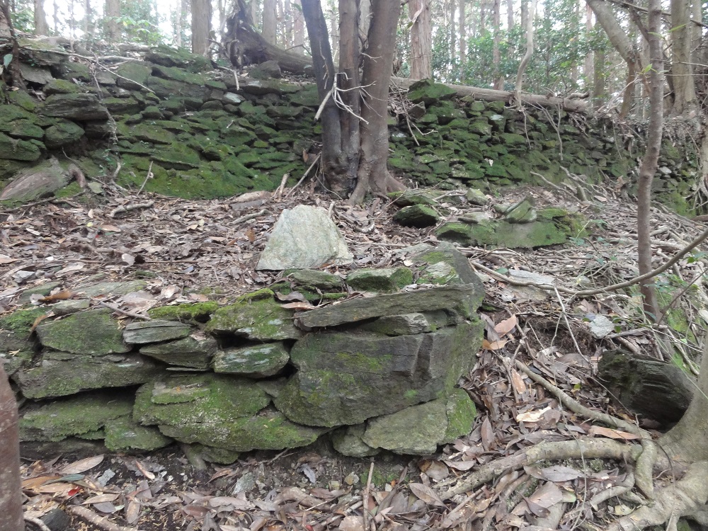 06_潜伏キリシタンの墓地