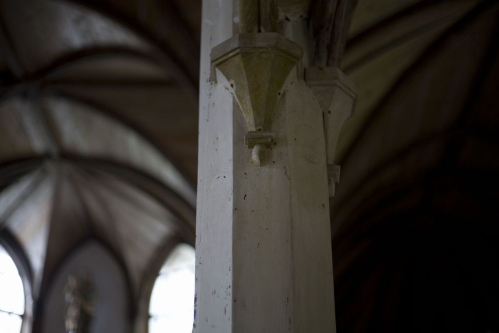 03_木造の素朴な教会堂